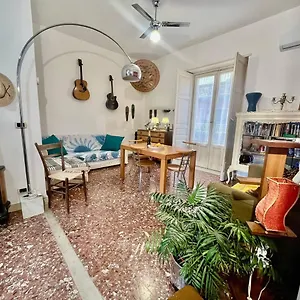 Central Station House Cettina Alloggio in famiglia